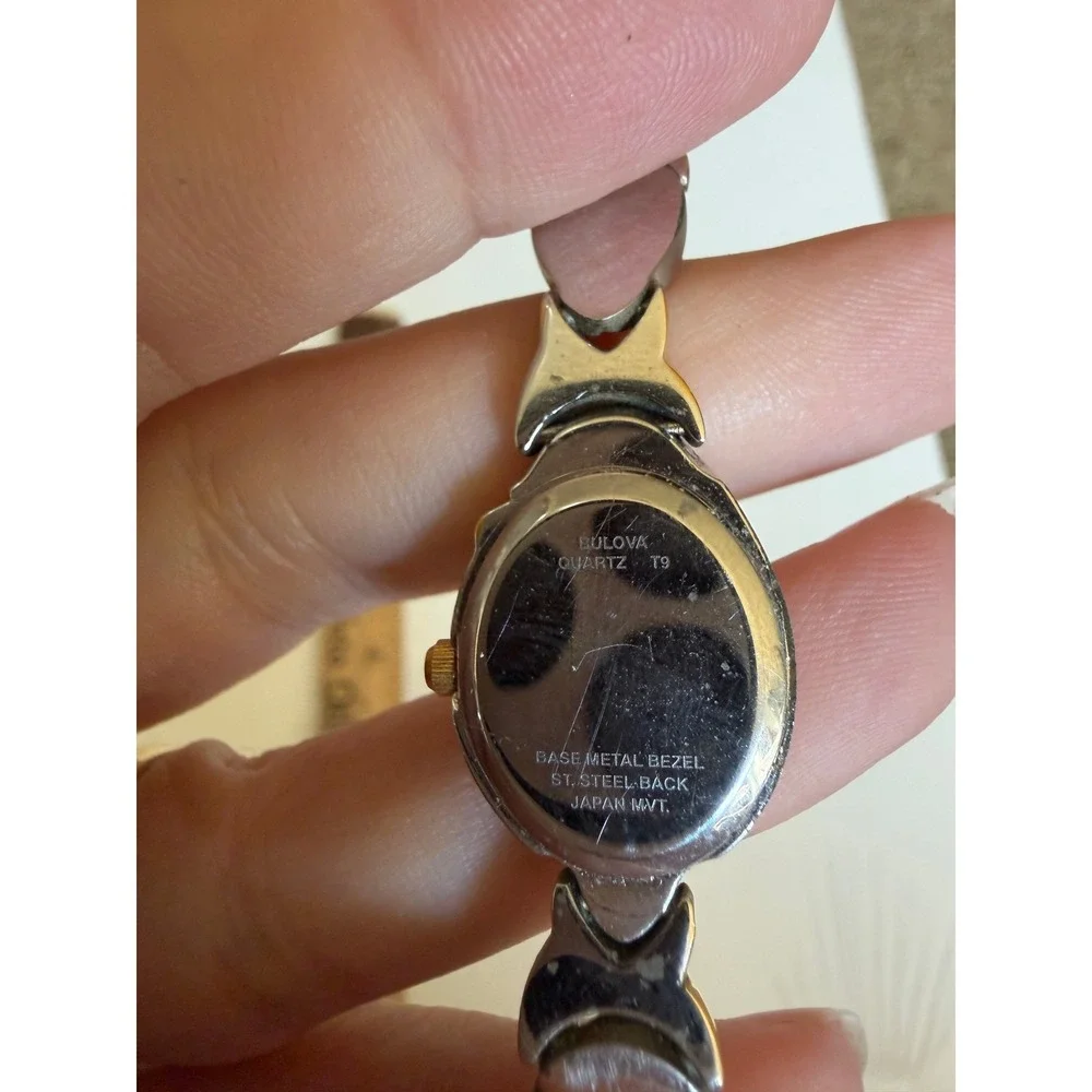 Bulova T9 96T00 Womens Silver Gold Leaf‎ Link Bracelet Quartz Watch NOT WORKING